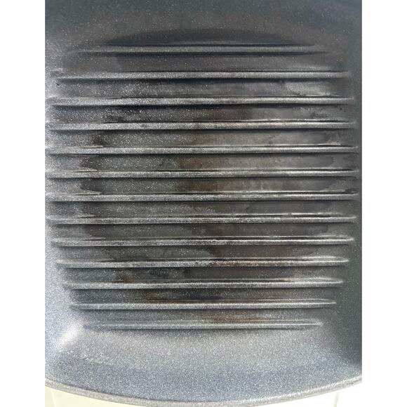 Le Creuset #26 Square Cast Iron White Enamel Skillet Grill Pan 10” France - Picture 7 of 7